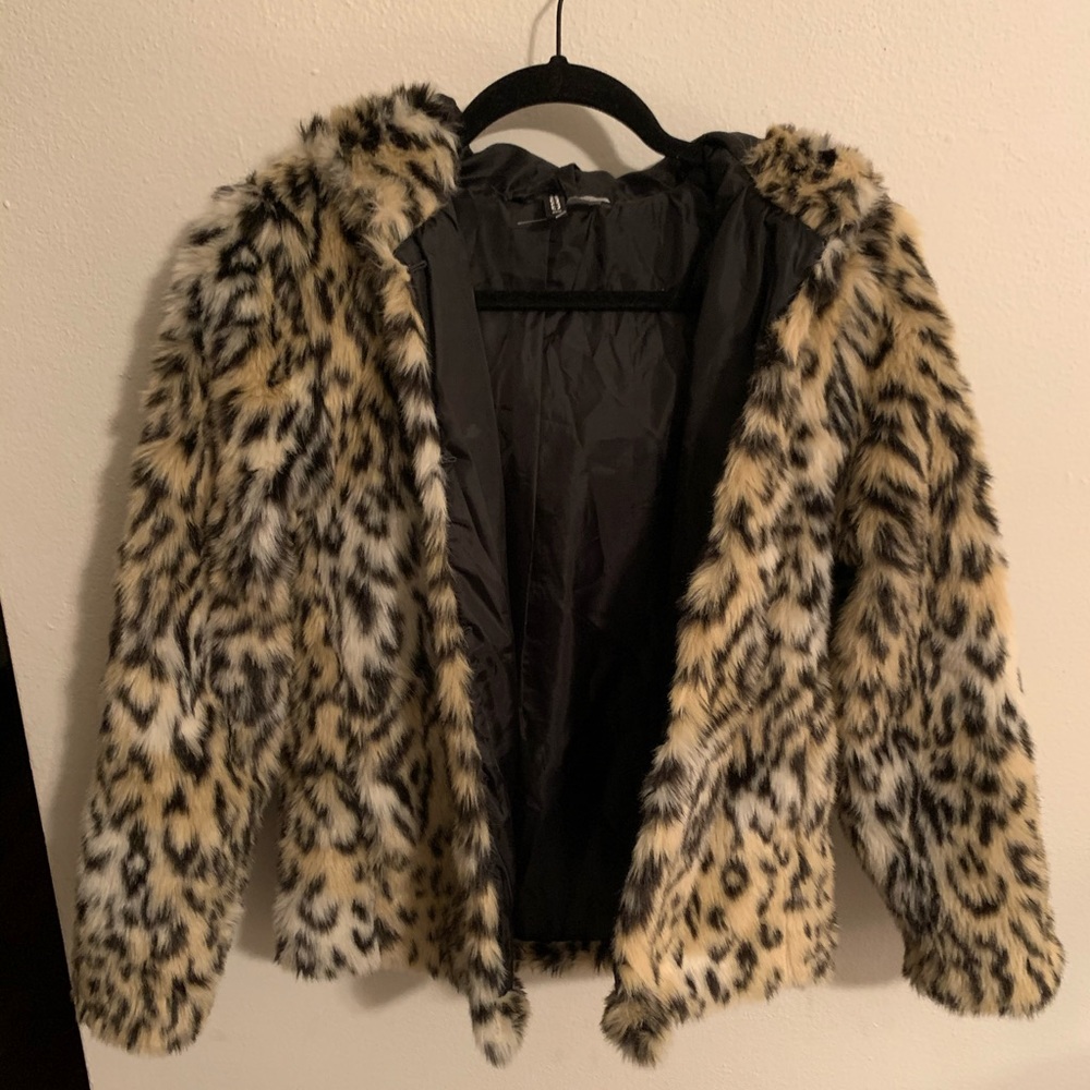 Leopard fur hooded jacket